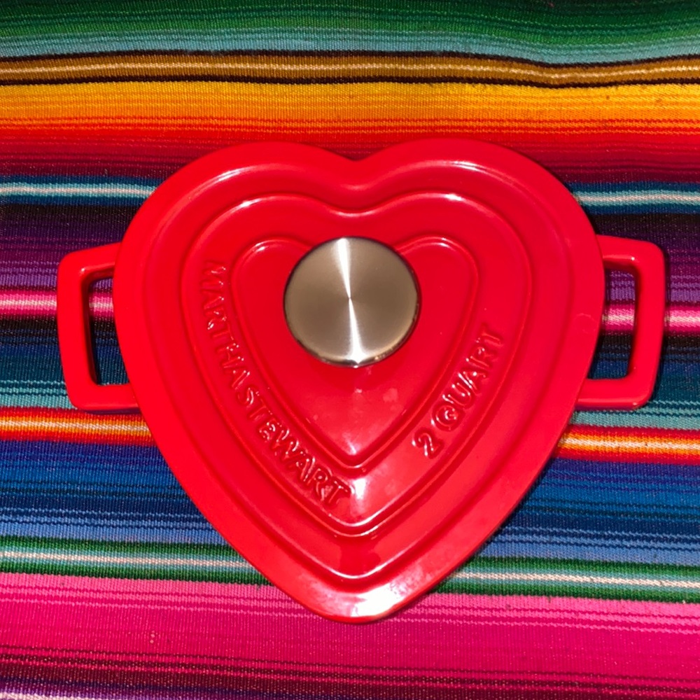 Martha Stewart Red Heart Shaped Dutch Oven 2 Quart Pan